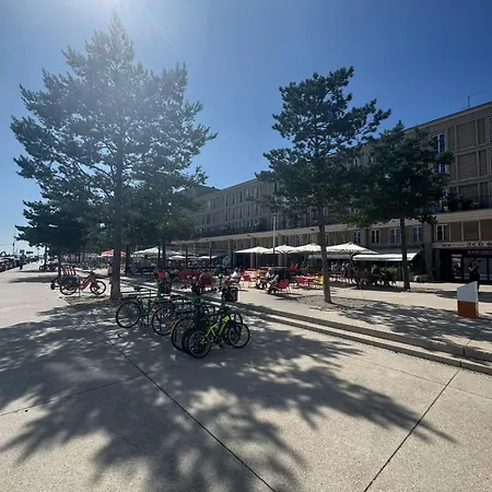 Perret - Hyper Centre *