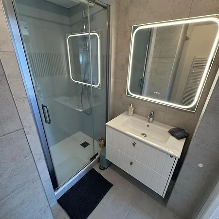 Perret - Hyper Centre Hawr